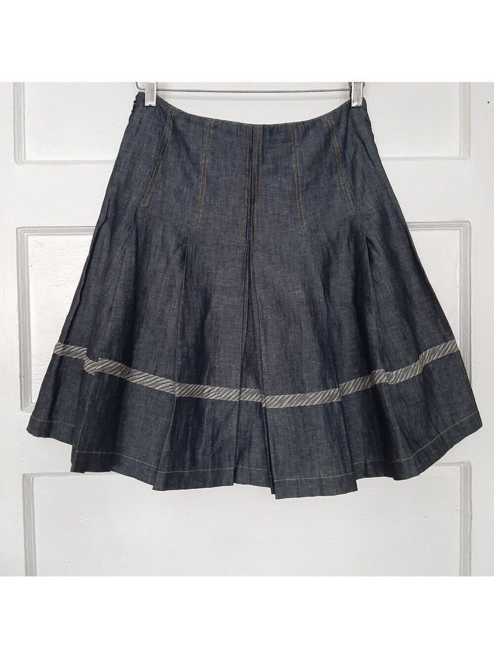 Tocca A Line Pleated Chambray Godet Pleated Skirt NWOT